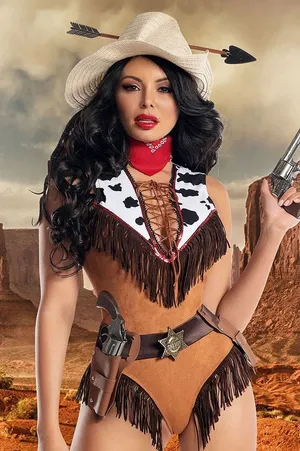 NEW Wild West Hottie Cowgirl Outlaw Sexy Costume Size Small thumbnail 1