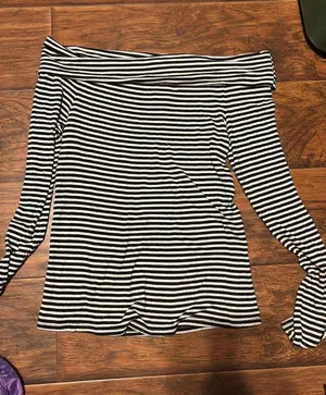 Off The Shoulder Top thumbnail 1