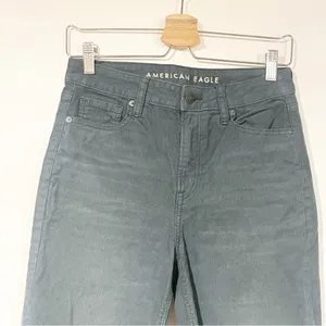 American Eagle Size 4 Green Corduroy Mom‎ Straight Leg Pants thumbnail 2