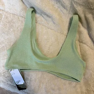 Bikini Top thumbnail 2