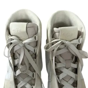Nike Blazer‎ Mid Victory Sneakers Women's Sz 7.5 White DR2948-100 Leather thumbnail 3