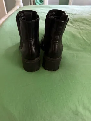 Madden Girl Boots thumbnail 3