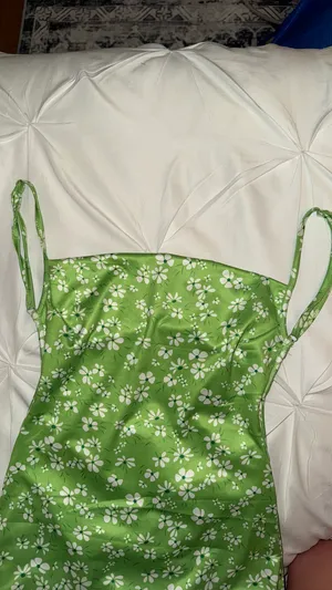 Green Amazon Bodycon Dress thumbnail 4