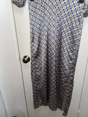 Eilsta by CSN women’s dress size L 100% Pol Silk thumbnail 3