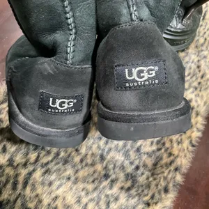 UGG‎ BLACK LEATHER BOOTS thumbnail 5