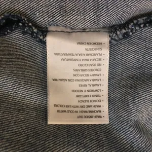 Kancan maternity jeans size 9/29 distressed Blue thumbnail 10