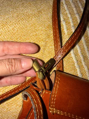 Vintage Vera Pelle Saddle Crossbody in Chestnut Brown with Brass Turn-Lock thumbnail 7