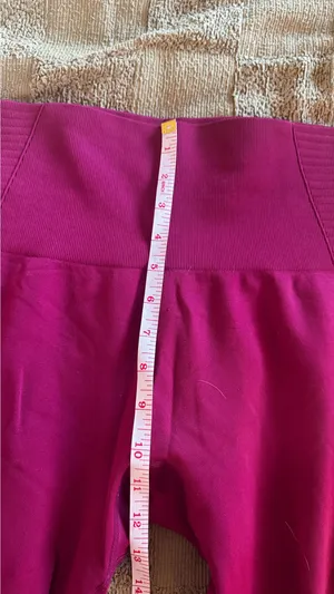 Gymshark Energy Seamless Cut Laser Leggings thumbnail 7