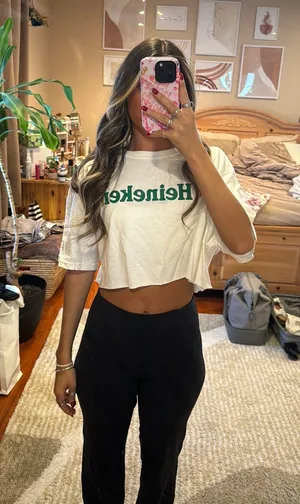 Fruit of the Loom Heineken Graphic T Shirt thumbnail 1