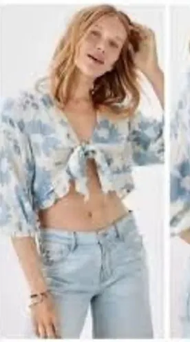American Eagle Blue Floral Tie Front Crop Top Ruffle Blouse Small NWT 035-2351 thumbnail 1