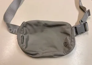 Lululemon Crossbody Bag grey thumbnail 1