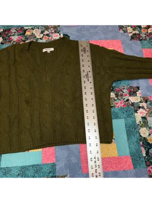 Madewell $98 Cozy Olive Green Cable Knit V-Neck Crop Sweater Woman’s S Outdoor thumbnail 7