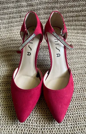Unisa Fuchsia Pointed-Toe Ankle-Strap Heels thumbnail 1