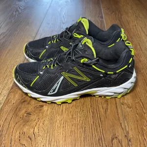 New Balance 610v2 All Terrain Running‎ Shoes Womens 6 Black Green WT610BG USA thumbnail 6