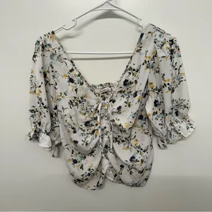 Abercrombie & Fitch Floral Cropped Top thumbnail 1