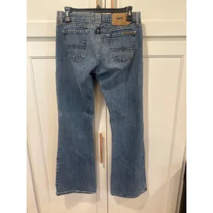 Lucky Brand Dungarees Womens 6/28 Blue Jeans Bootcut American Made Vintage Wash thumbnail 6