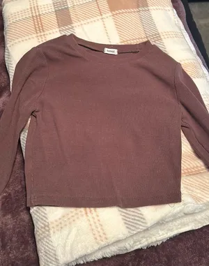 Garage Long Sleeve Crop Top thumbnail 1