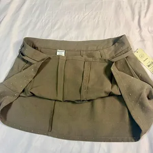 No-boundaries Women's Grey and Brown Shorts thumbnail 4