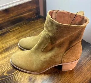 Crevo Tan‎ Heeled Ankle Boots Size 8 Tan thumbnail 1