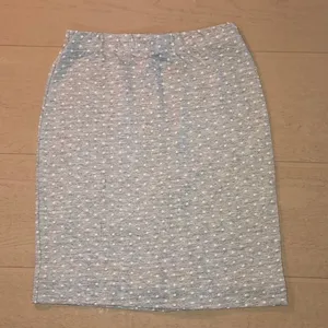 Forever 21 gray pencil polka dot skirt thumbnail 2