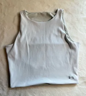Under Armour White Sleeveless Crop Top – Size S thumbnail 1