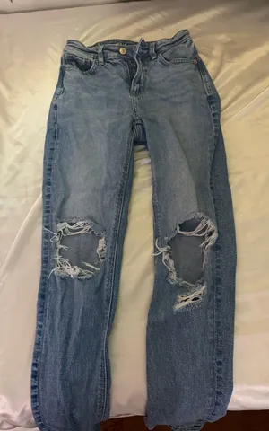 American Eagle Jeans thumbnail 1