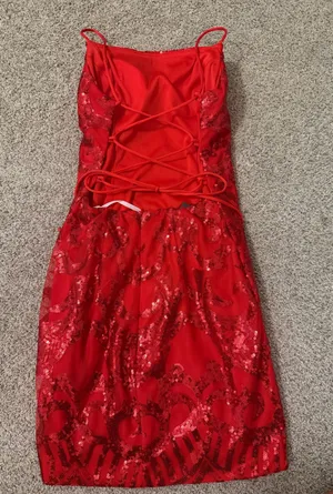 Homecoming dress Red thumbnail 1