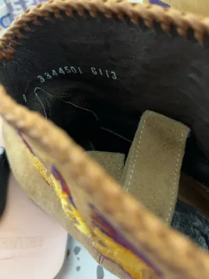 Vintage Caborca Suede Western Ankle Boots Embroidered Southwestern Leather 9 thumbnail 7