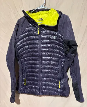 North face jacket thumbnail 1