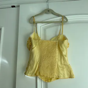 Reformation ursla silk yellow top thumbnail 4