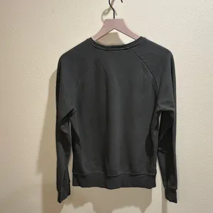 The North Face Women’s Medium Forest Green Crewneck Sweater thumbnail 4