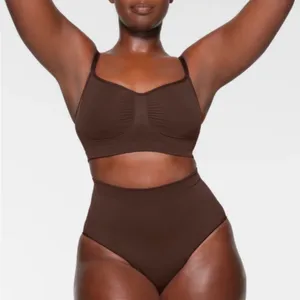 Skims sculpting bralette COLOR COCOA‎ SIZE:XS. NWOB thumbnail 1