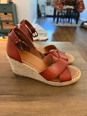 Wedges Red Size 7 thumbnail 2