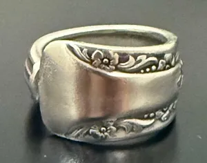 Vintage 1940 “Camilia” Sugar Spoon Ring Size 9 thumbnail 2