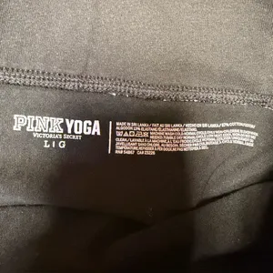 Victoria's Secret PINK Yoga Shorts Womens Large Black thumbnail 4