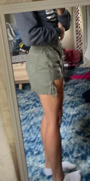 Shorts thumbnail 2