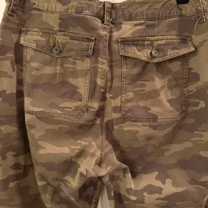 Camo Chino Pants Size 12 Camouflage Relaxed Fit Ankle Length thumbnail 6