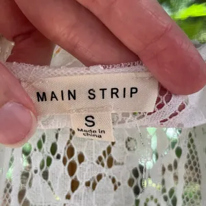 Main Strip Women's White Lace Midi Topper Cardigan Size S thumbnail 7