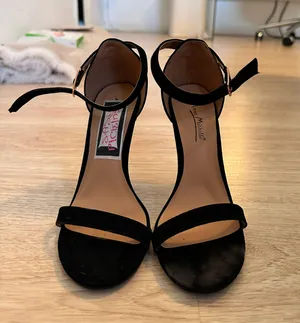 Anne Michelle Black Heels thumbnail 1