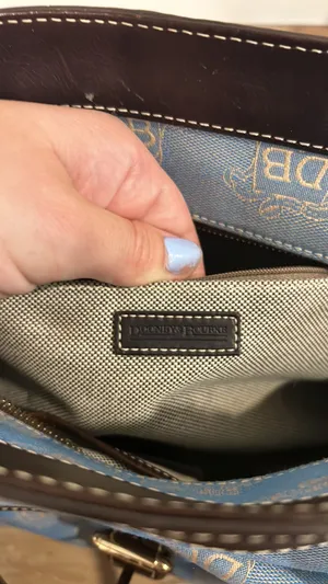 Dooney & Bourke Vintage Handbag thumbnail 8