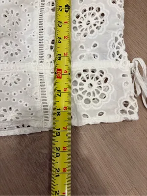 Banana Republic White Eyelet 100% Cotton Blouse thumbnail 6