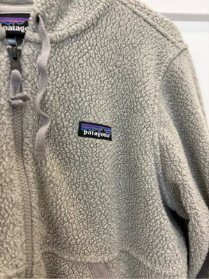 Patagonia hooded Zip Up Sherpa Jacket thumbnail 3