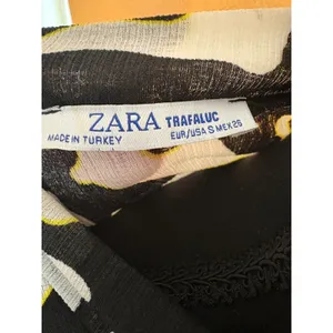 Zara Trafaluc Zebra Print Short Sleeve Top Black White Yellow Mock Neck Small thumbnail 5