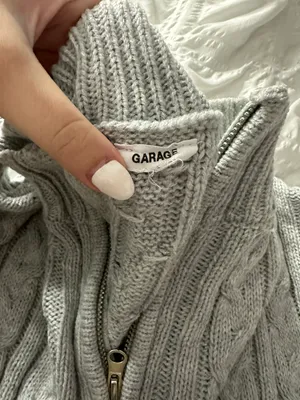 Sweater thumbnail 3