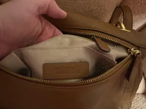 Michael Kors Crossbody thumbnail 17