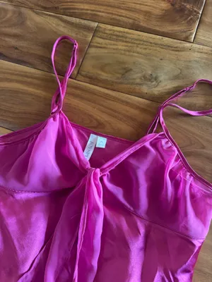 Pink satin top Size M thumbnail 2