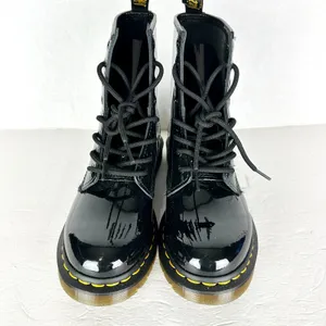 Dr Martens Women's 1460 Patent Leather Lace Up Boots Size 7 NWOB Black thumbnail 4