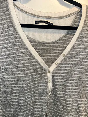 Abercrombie & Fitch Lounge Ribbed Henley Striped Sleep Top $40 MSRP thumbnail 5
