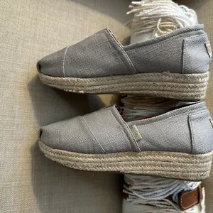 BOBS from Skechers Gray Espadrilles thumbnail 3