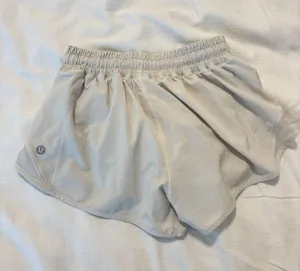 Lululemon Shorts thumbnail 2